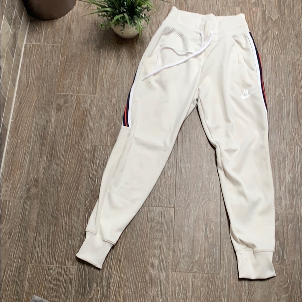 Nike joggers